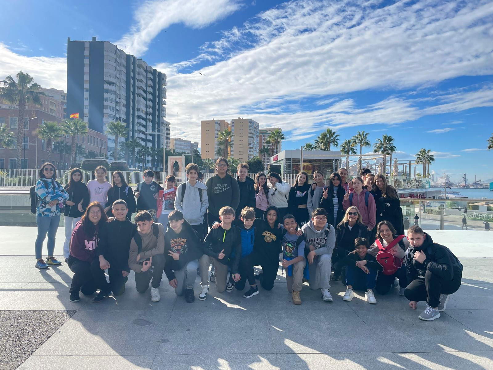Jornada de convivencia en la Playa de la Malagueta y Muelle Uno: aprendiendo a convivir y disfrutar juntos