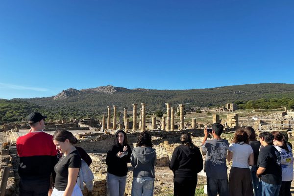 Aprender entre historia y naturaleza: el alumnado de ESO visita Montenmedio y Baelo Claudia