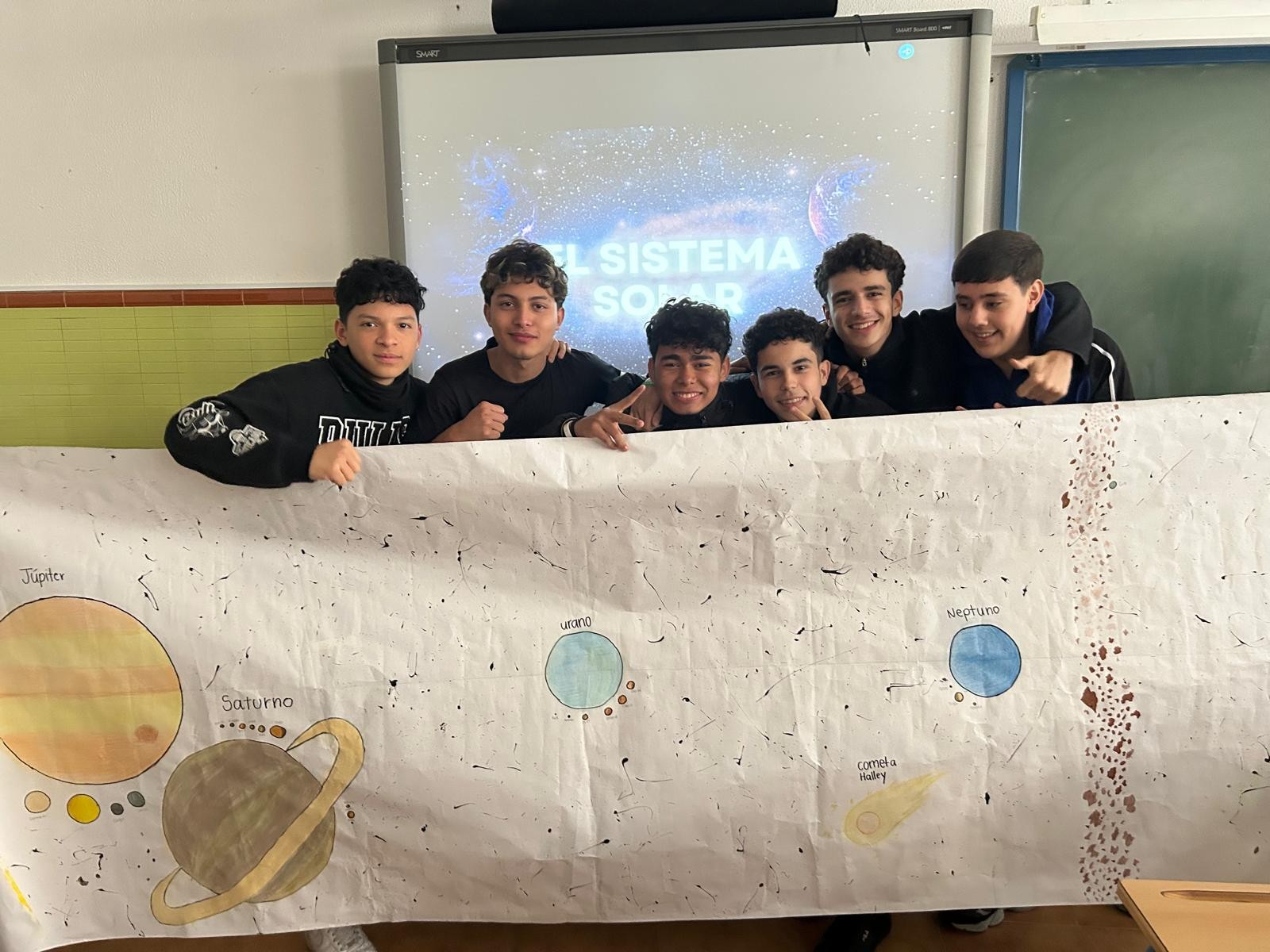 El alumnado de 4.º de ESO recrea el Sistema Solar a escala en el aula de Cultura Científica